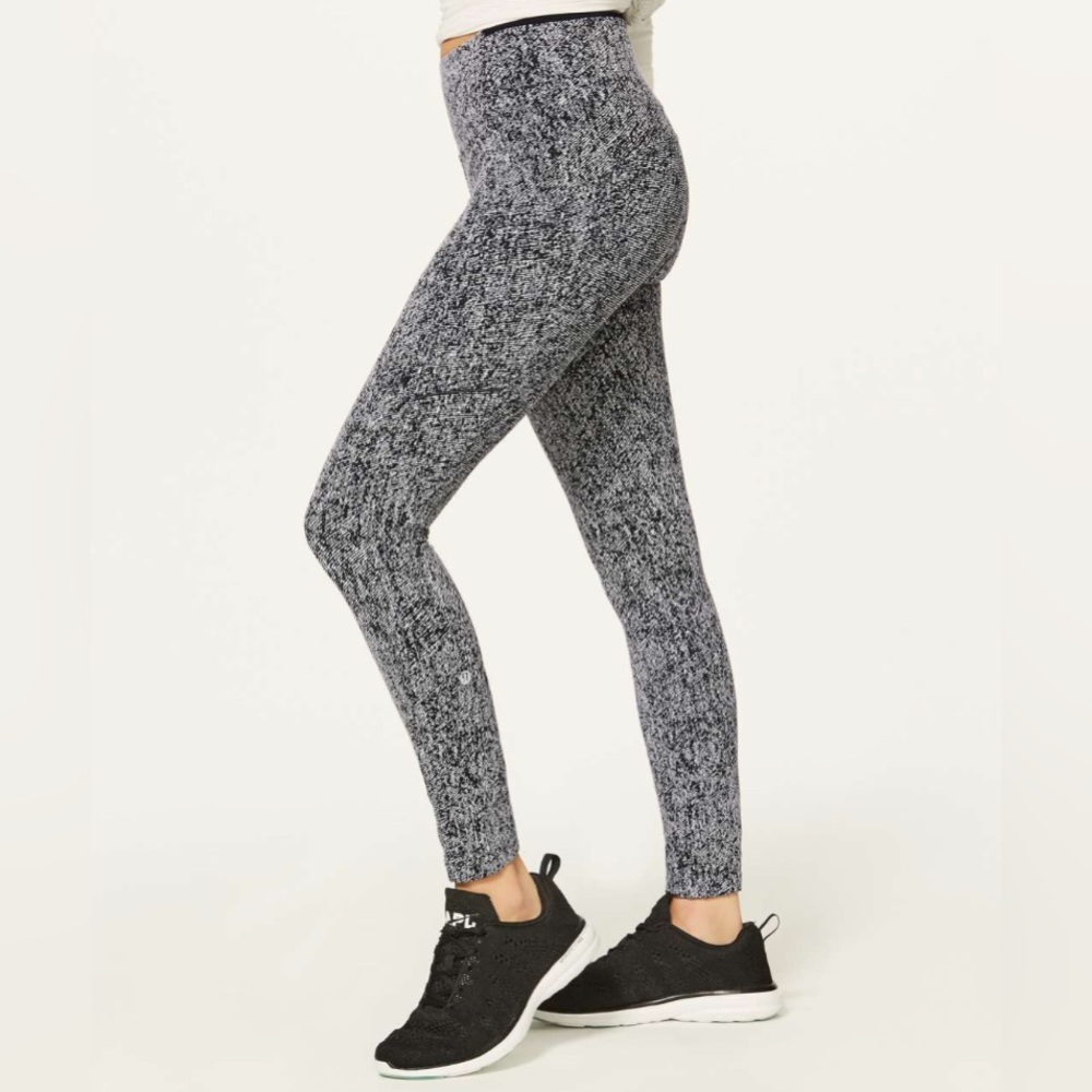 Lululemon Run On Tight
